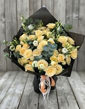 Букет цветов из:  Розы и Лизиантусы #REPLACE_PRED# Ровеньках