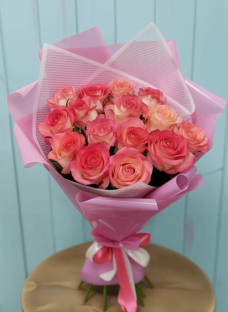 Букет 15 Розовых роз Равель в Ровеньках