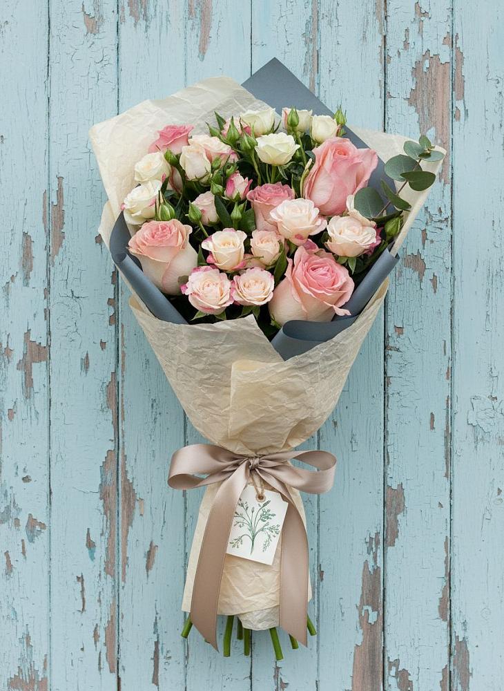 Букет цветов из: Розы в Ровеньках