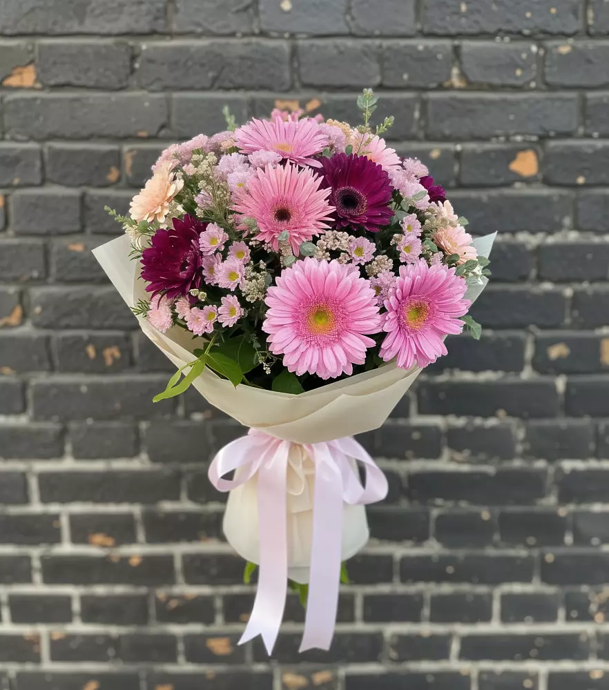 Букет цветов из: Герберы и Хризантемы в Ровеньках