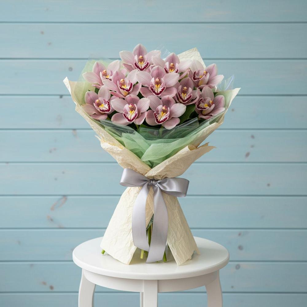 Букет цветов из: Орхидеи и Розы в Ровеньках