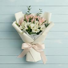 Букет цветов из:  Альстромерии в Ровеньках