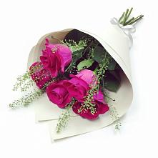 Букет цветов из:  Розы в Ровеньках