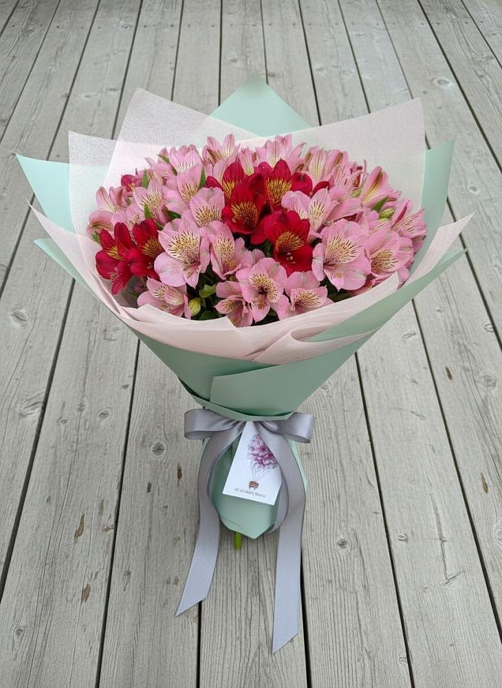 Букет цветов из: Альстромерии в Ровеньках