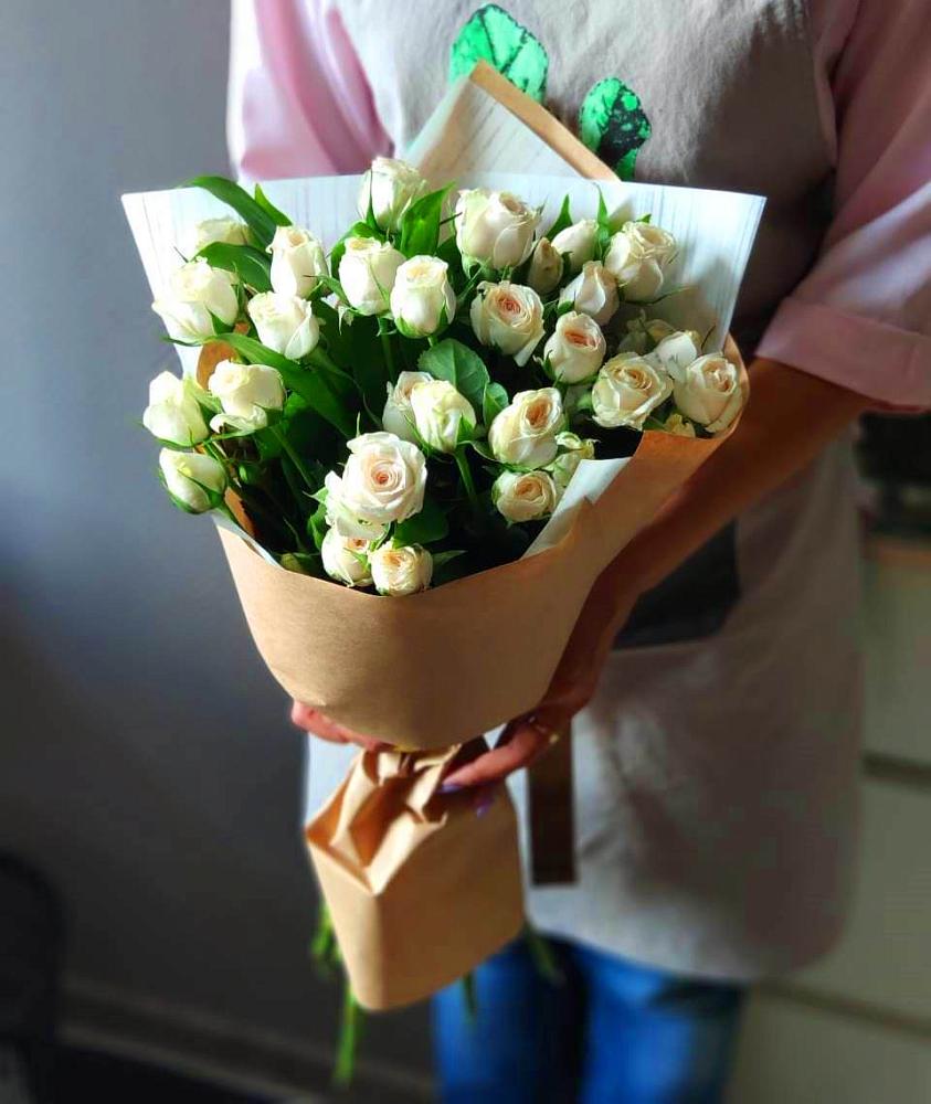 Букет цветов из: Розы в Ровеньках