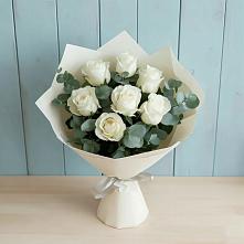 Букет Белые розы в Эвкалипте в Ровеньках