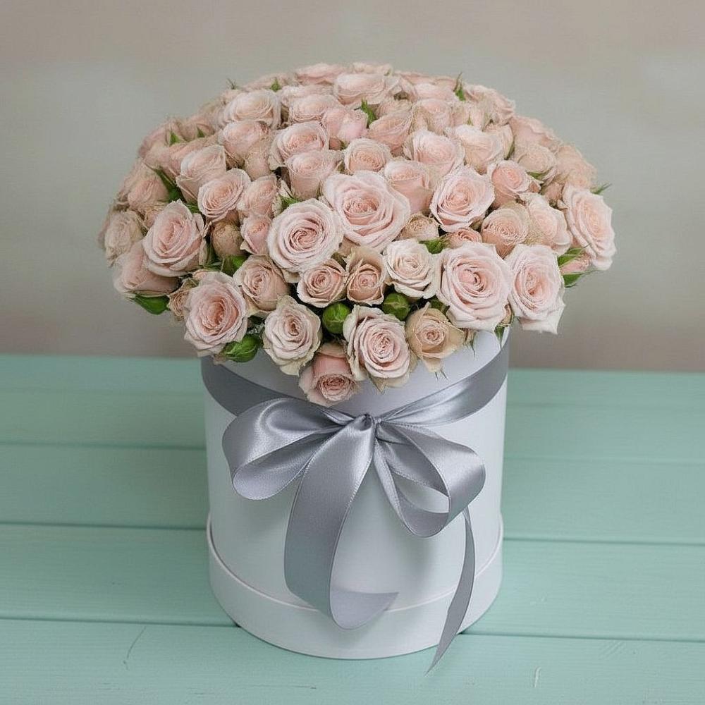 Цветочная композиция из Розы в шляпной коробке в Ровеньках